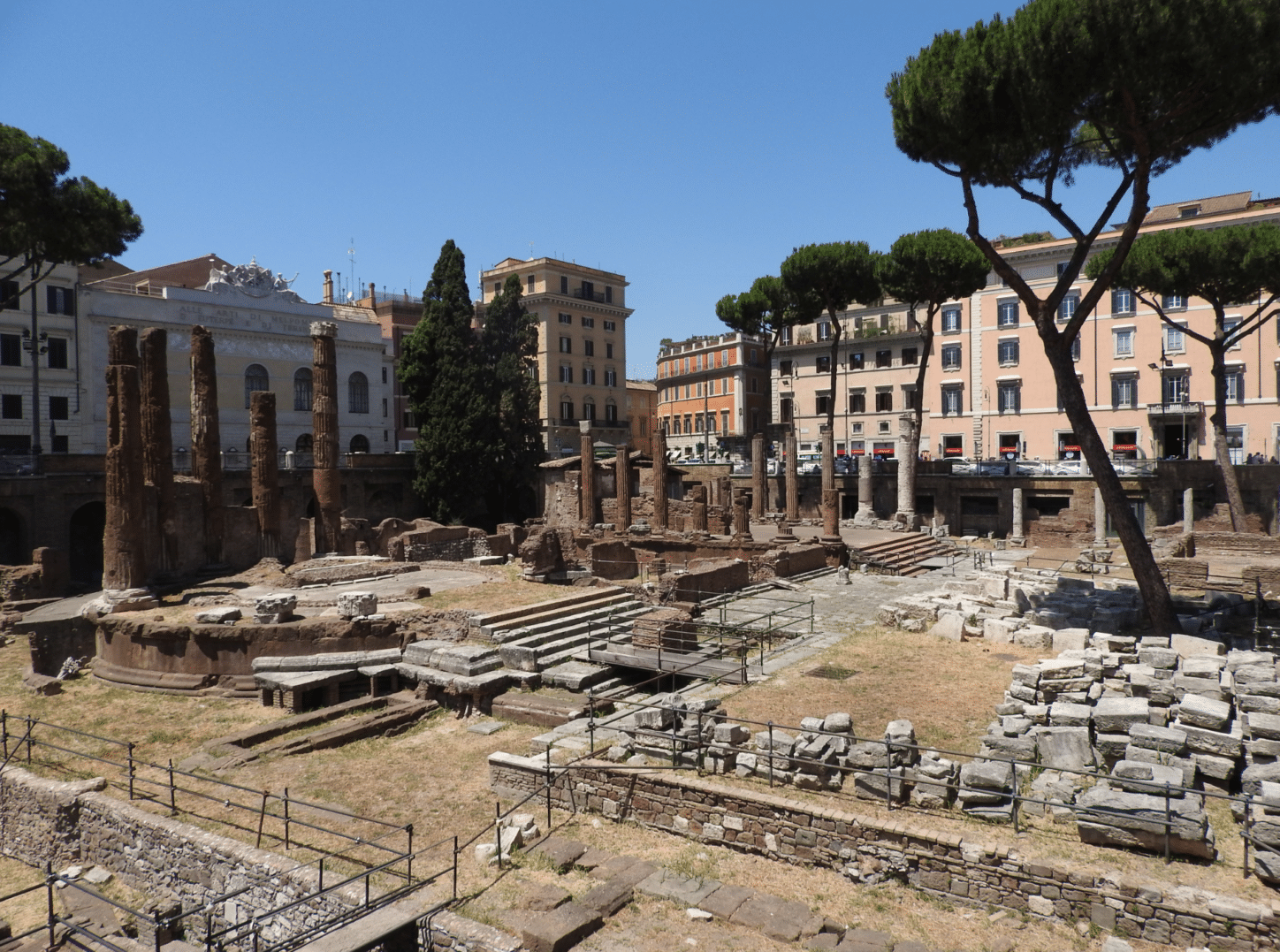 A trip took us through Rome. We wanted to eat and drink like the Romans