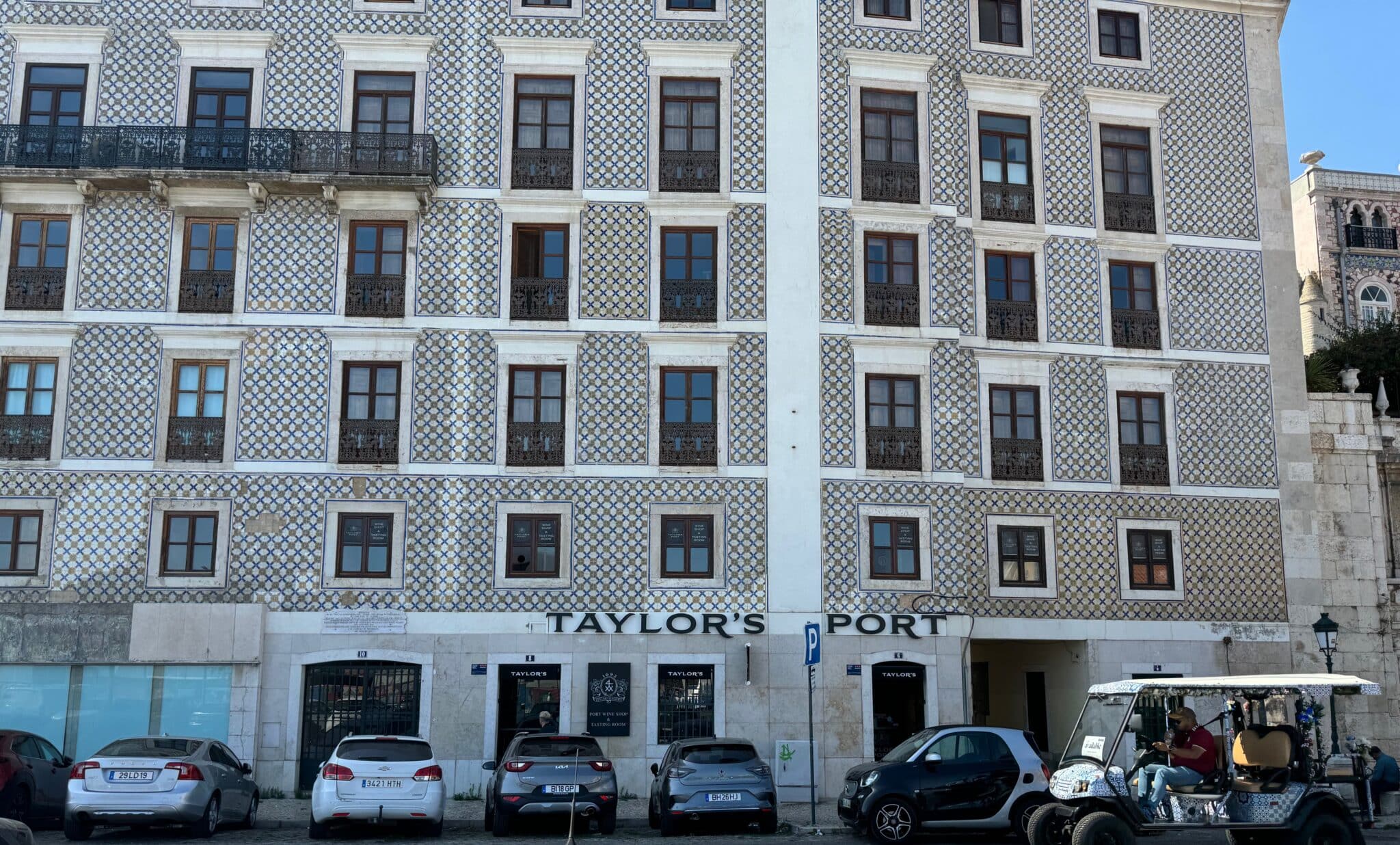 Building housing a salesroom for Taylor's Port